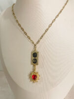 Collar Corazon detente pequeño con escapulario negro