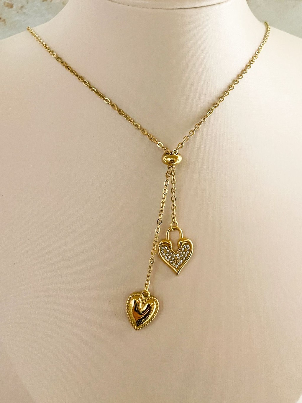 483-019b188b-f55b-72c9-be67-5a759feab0de.jpg Collar corbatín corazón brillante - Imagen 1