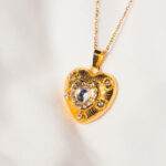 Collar corazón de león