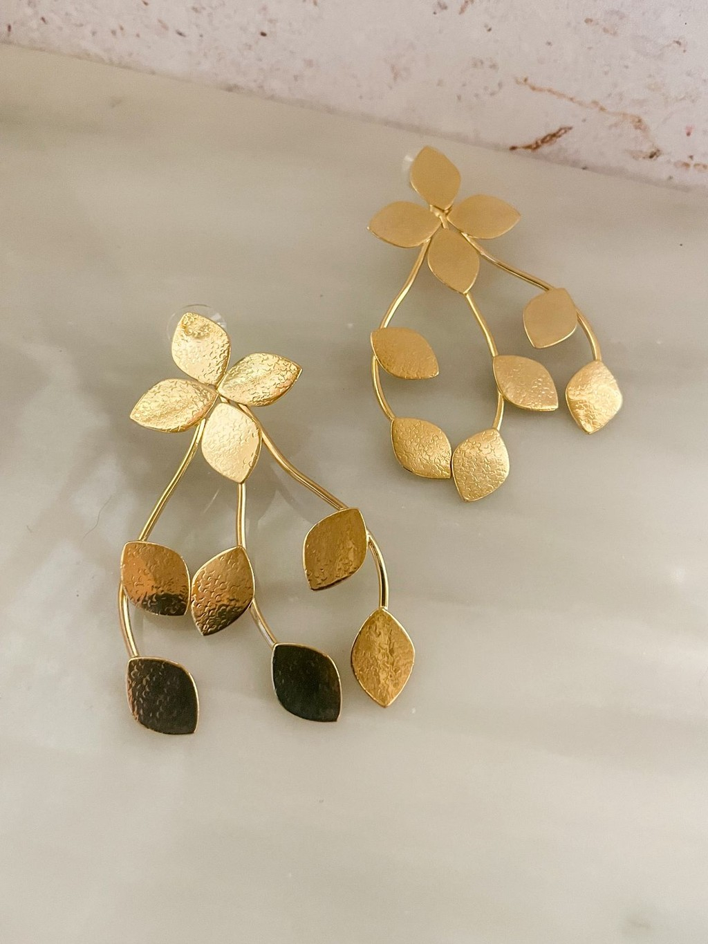 483-019d4ecb-40cd-7093-b1cf-59758ea3acb9.jpg Aretes Gardenia - Imagen 1