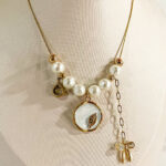 Collar nube blanca