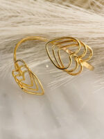 Pulsera 6 corazones dorados
